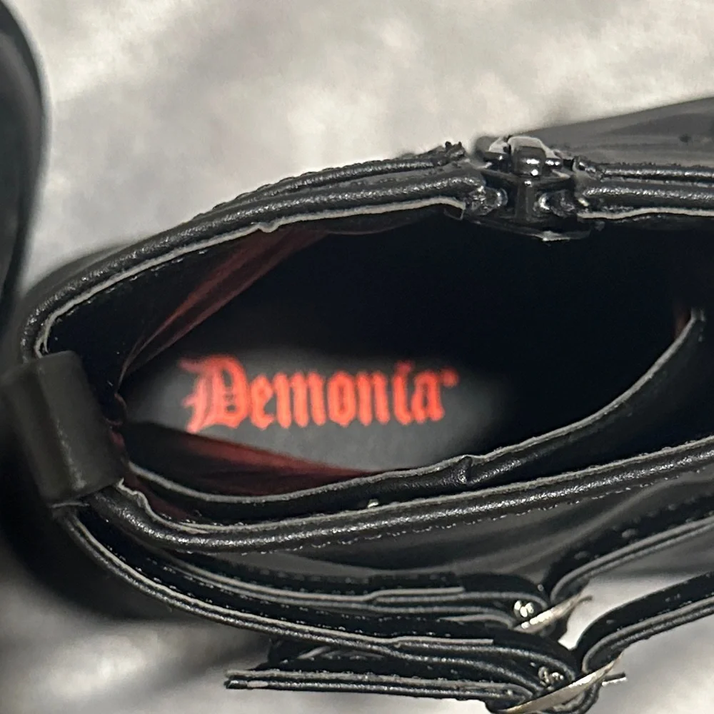 Demonia cult Black Boots(run small) read ⬇️⬇️ - Picture 9 of 9